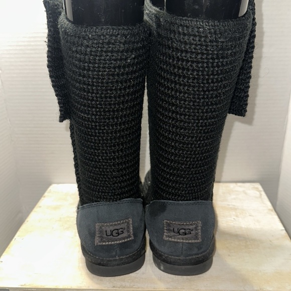 UGG Cardy II Black 1017328K Kid's / Youth Winter Boot - Picture 7 of 12